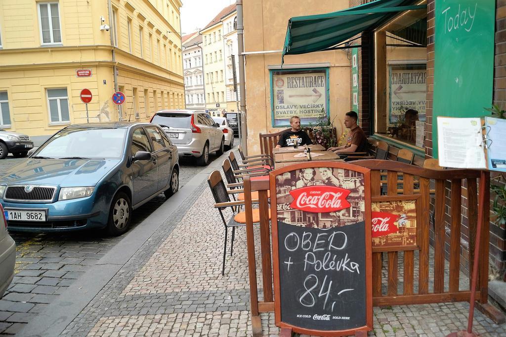 Art Apartments Celakovskeho Sady Praha Eksteriør bilde
